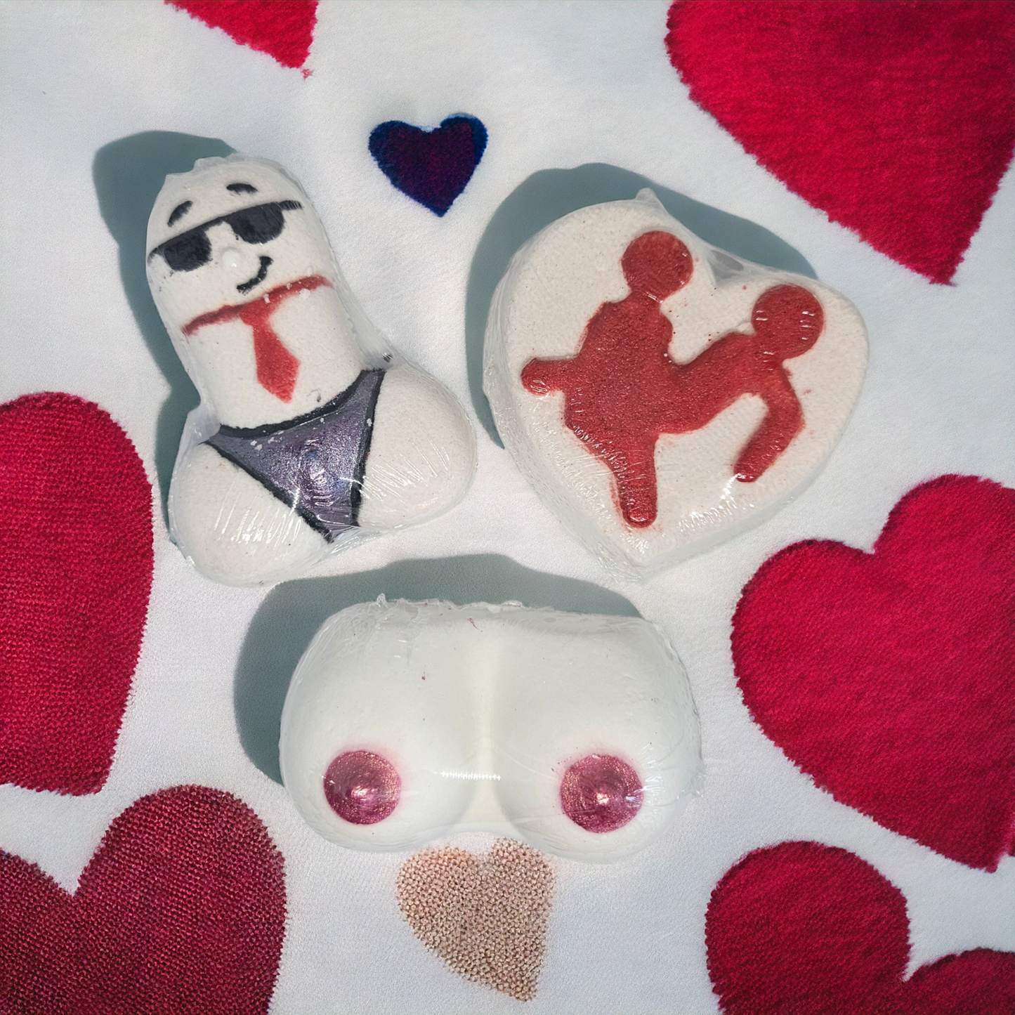 Handmade adult/valentines bath bombs (willly) over 18 only